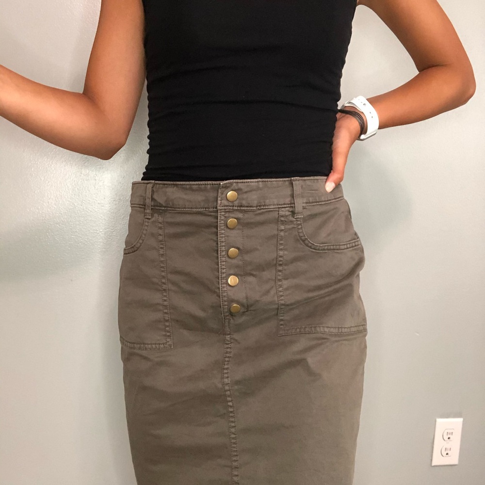Banana Republic Green Skirt